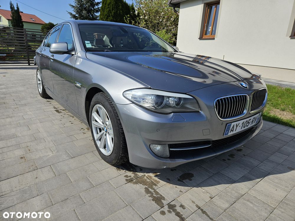 BMW Seria 5 525d Sport-Aut - 9