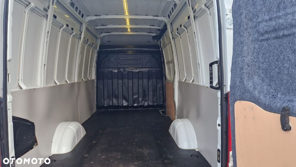 Iveco DAILY 35-130 - 15
