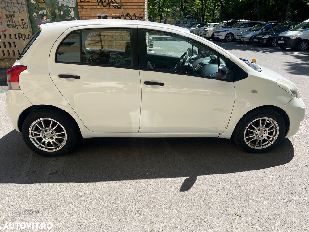 Toyota Yaris 1.4 D-4D Terra - 2