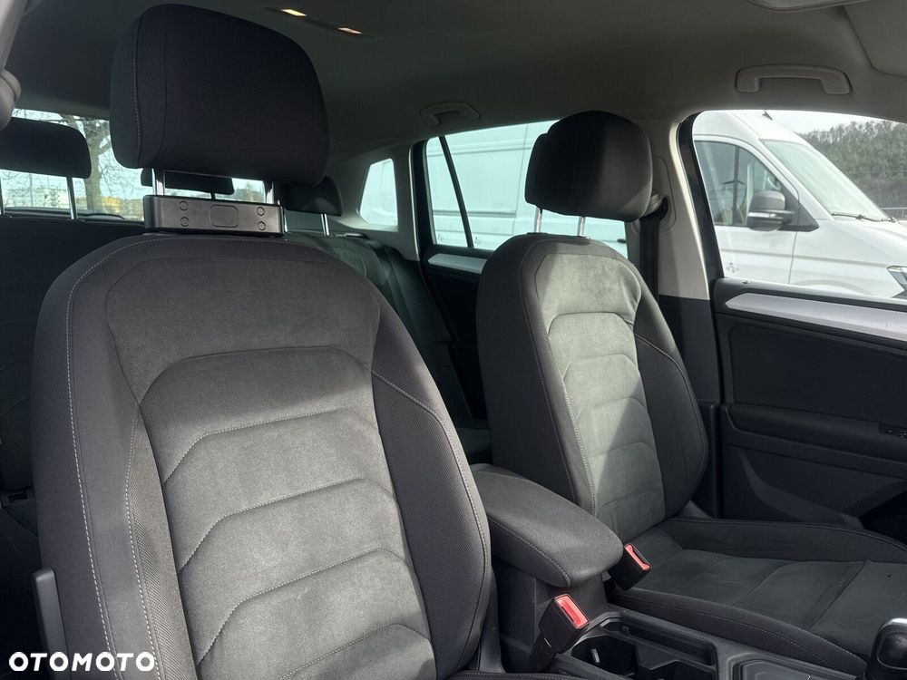Volkswagen Tiguan - 16