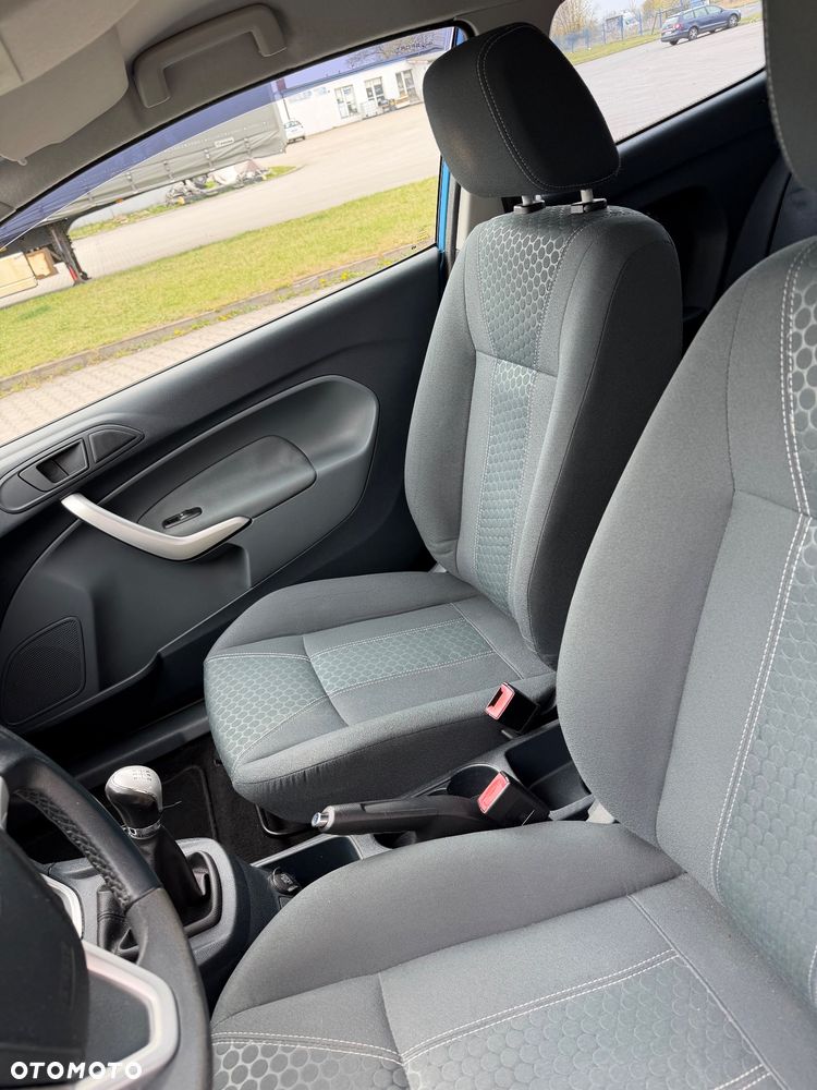 Ford Fiesta 1.25 SYNC Edition - 27