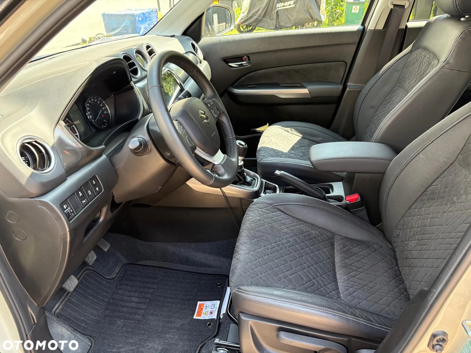 Suzuki Vitara 1.4 Boosterjet mHEV Elegance 2WD - 18