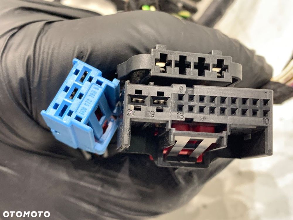 WIĄZKA DRZWI PRZÓD LEWY  VW PASSAT B8 Variant (3G5, CB5) 2014 - 2022 2.0 TDI 110 kW [150 KM] olej - 2