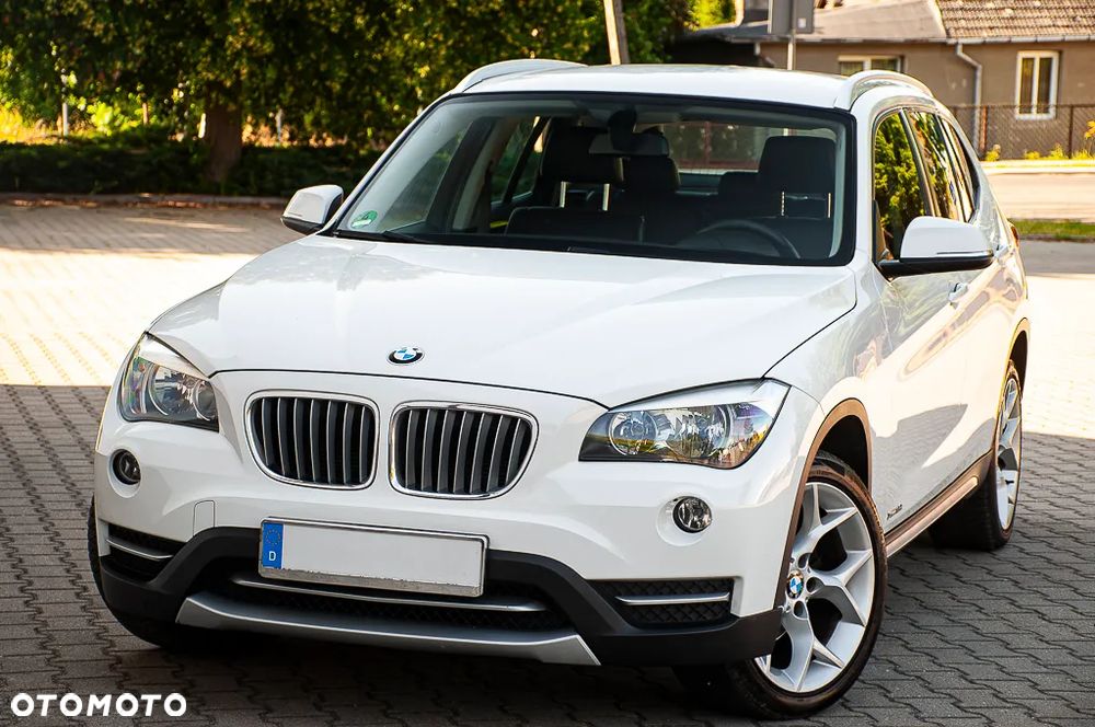 BMW X1 xDrive18d xLine - 13