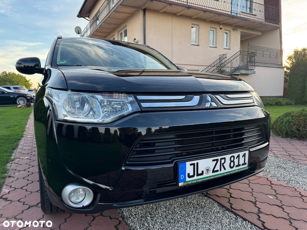 Mitsubishi Outlander 2.0 Intense 2WD - 13
