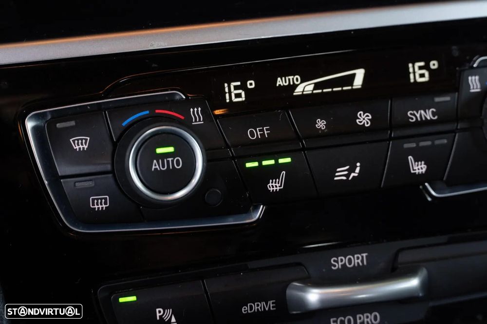 BMW 225xe Active Tourer iPerformance Sport Line - 24