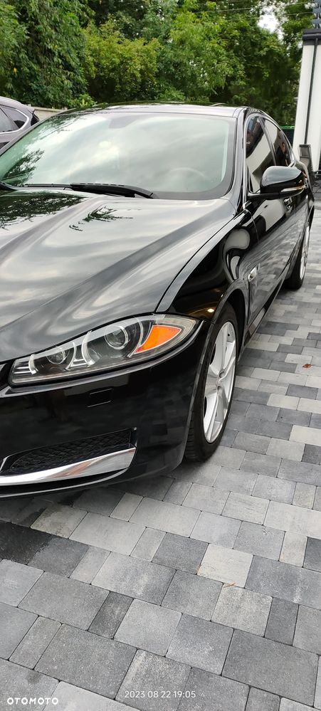 Jaguar XF - 11