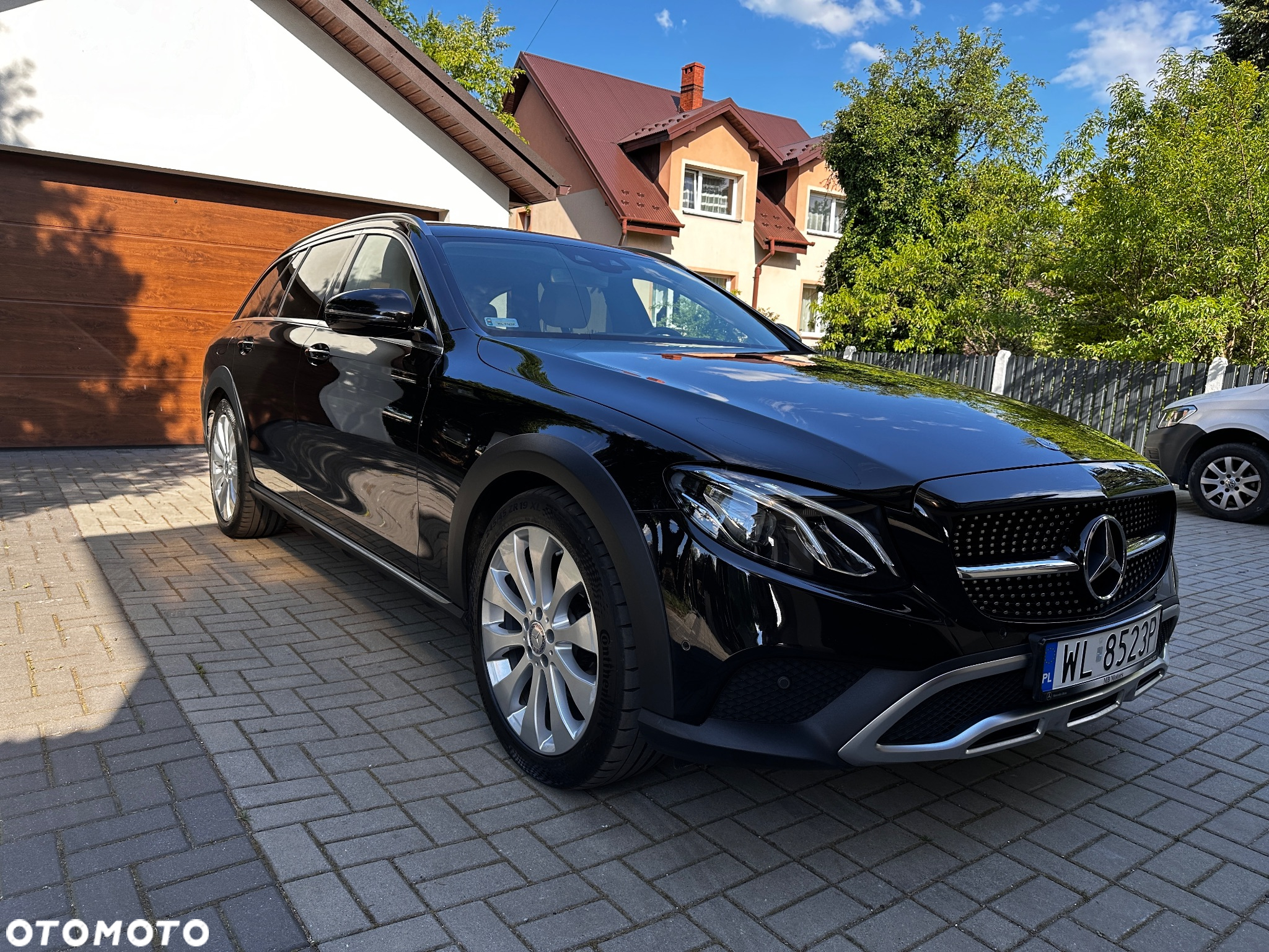 Mercedes-Benz Klasa E 220 d 4Matic T All-Terrain 9G-TRONIC Avantgarde - 2