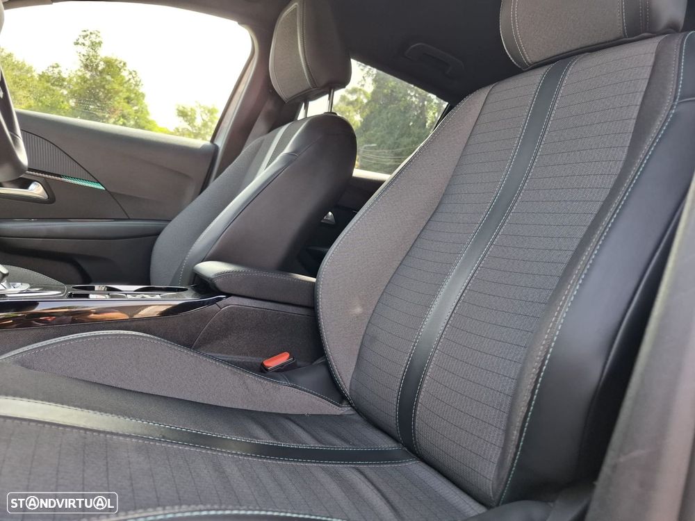 Peugeot 208 Elektromotor 136 Business - 24