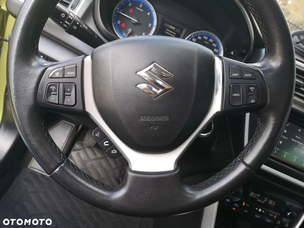 Suzuki SX4 S-Cross 1.6 DDiS Premium Plus - 19