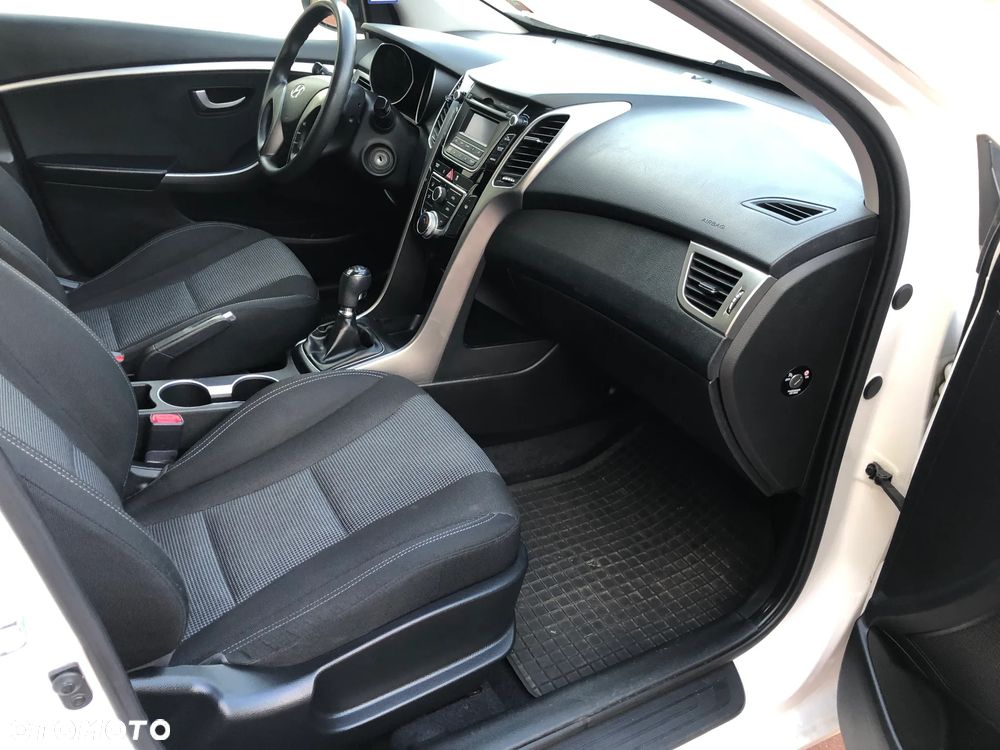 Hyundai i30 1.4 Classic - 11