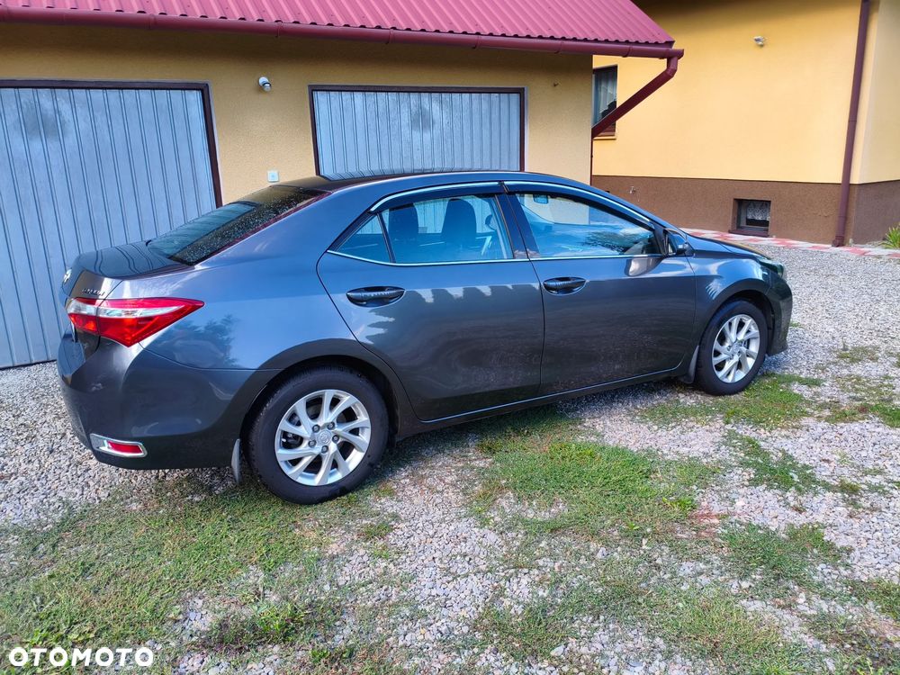 Toyota Corolla 1.6 Premium EU6 - 2