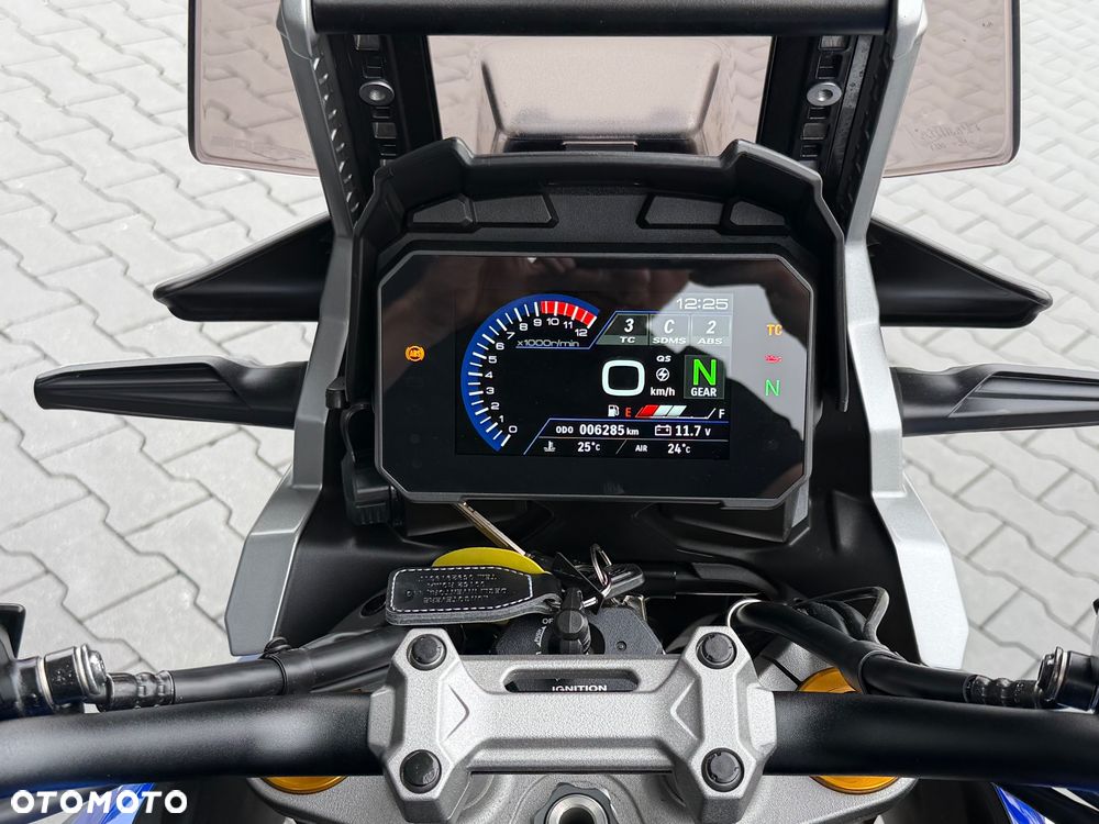Suzuki V-STROM - 23