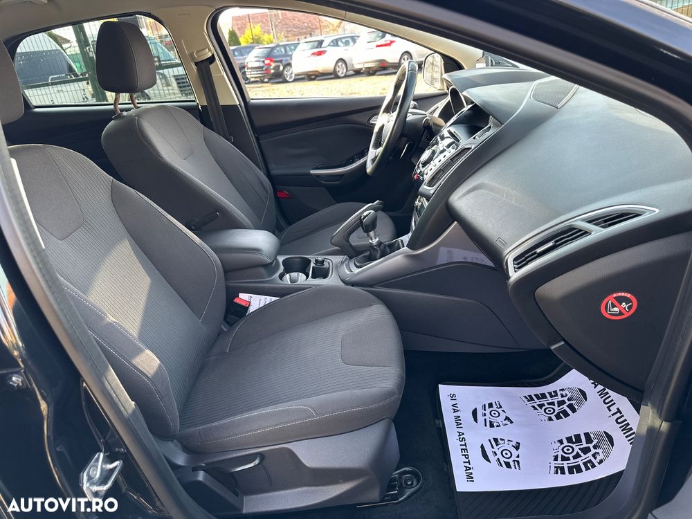 Ford Focus 2.0 TDCI DPF Titanium - 29