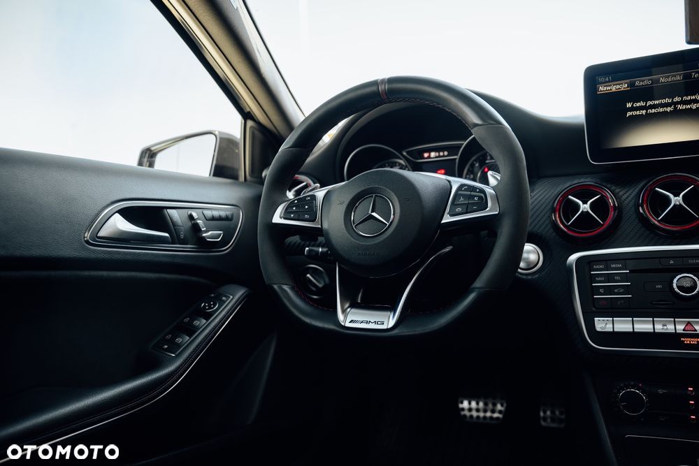 Mercedes-Benz Klasa A AMG 45 4-Matic - 25