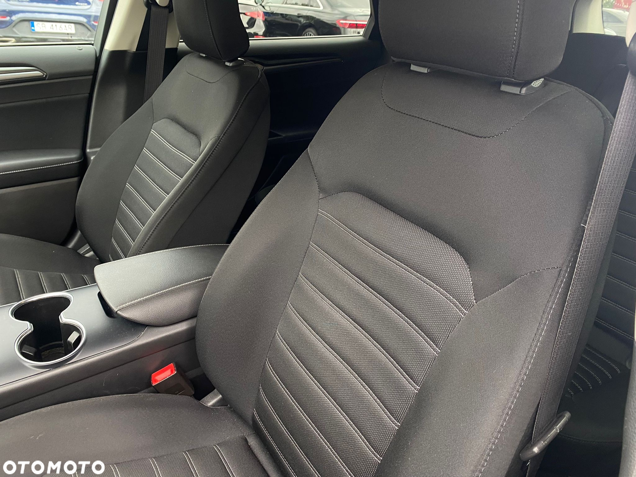 Ford Mondeo 2.0 EcoBlue Titanium - 14