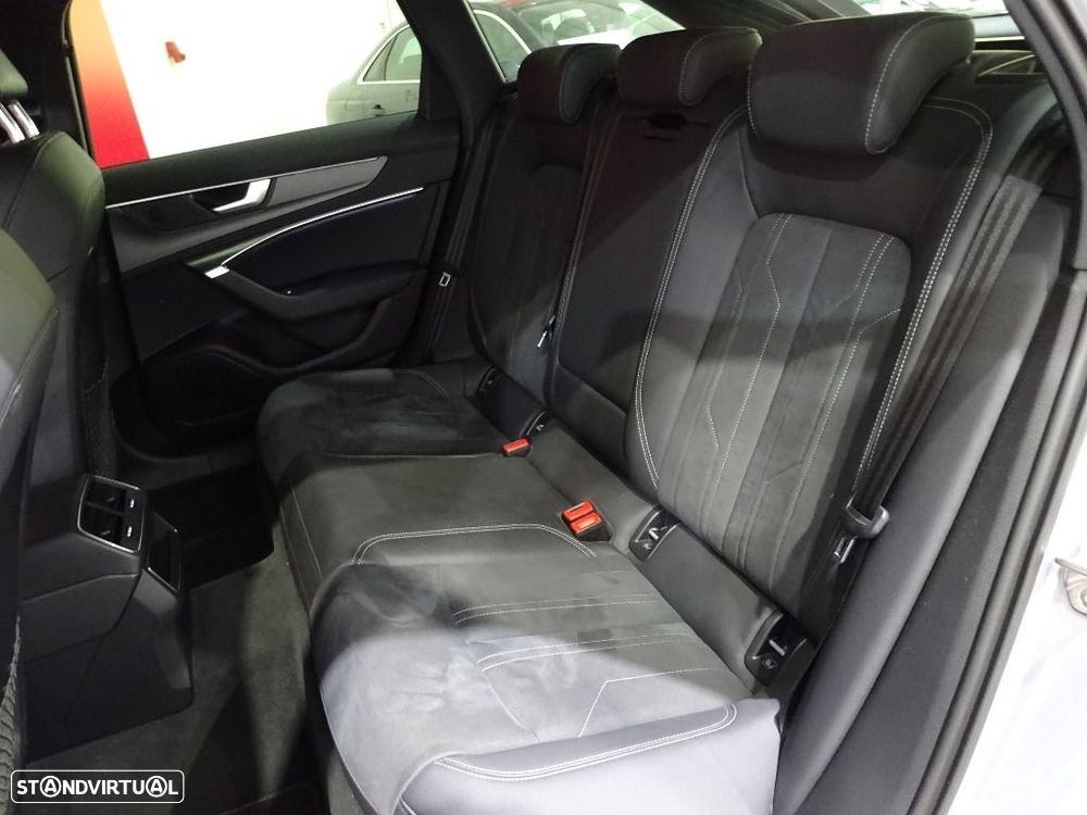 Audi A6 Avant 40 TDI Advanced S tronic - 32