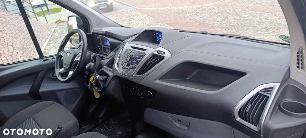 Ford Transit Custom - 9