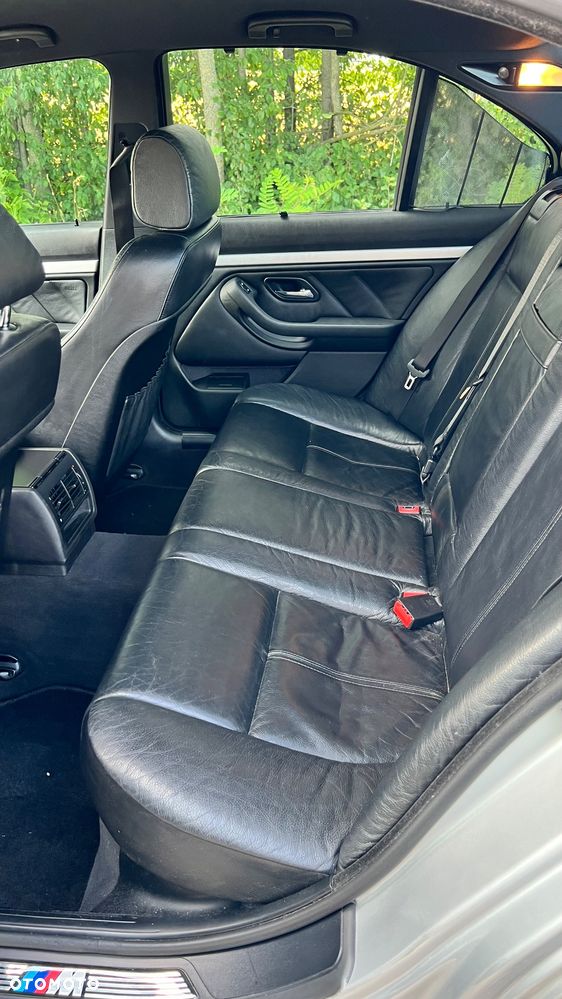 BMW Seria 5 - 13