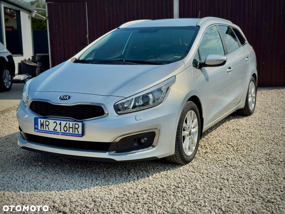 Kia Ceed 1.6 GDI DCT Platinum Edition - 4