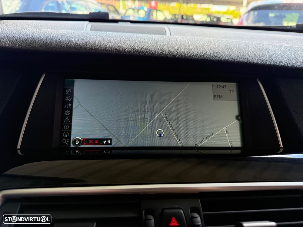 BMW 535 Gran Turismo d xDrive - 11