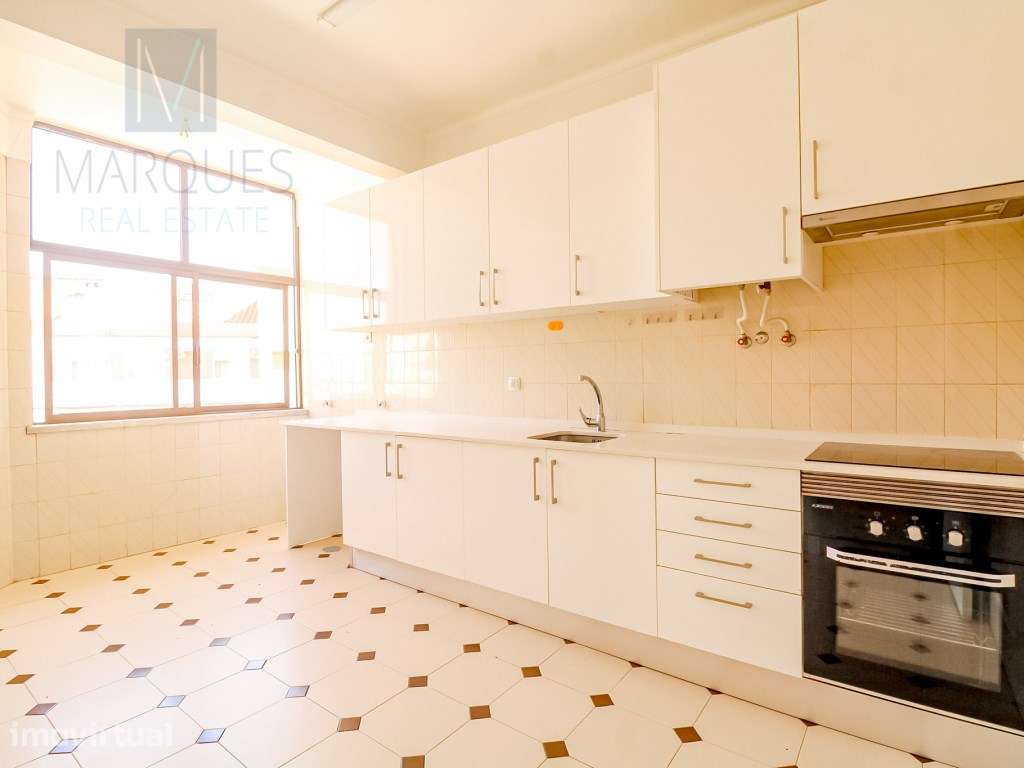 Apartamento T2 no Feijó - Grande imagem: 5/21