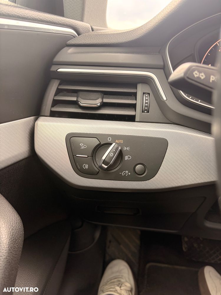 Audi A4 2.0 TDI quattro Stronic - 10