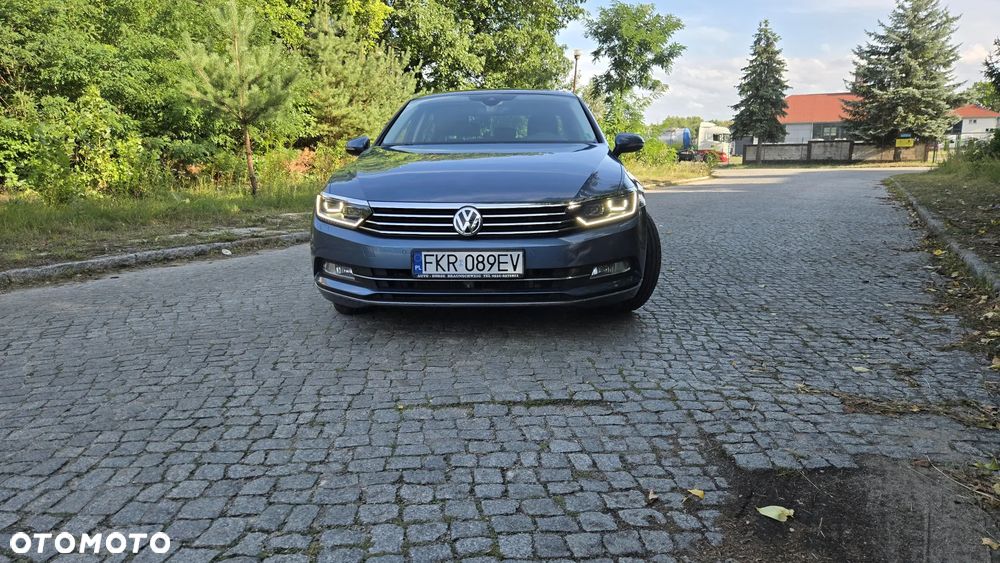Volkswagen Passat 2.0 TDI BMT Highline DSG - 2