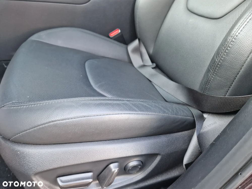 Toyota C-HR 2.0 Hybrid Dynamic Force Executive - 8