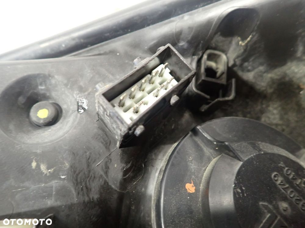 LAMPA PRAWA PRZEDNIA PEUGEOT 206 + 1.4 HDI 9686606280 - 6