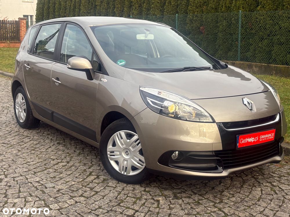 Renault Scenic 1.6 16V 110 TomTom Edition - 1
