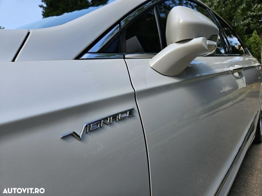 Ford Mondeo 2.0 HEV Vignale - 14