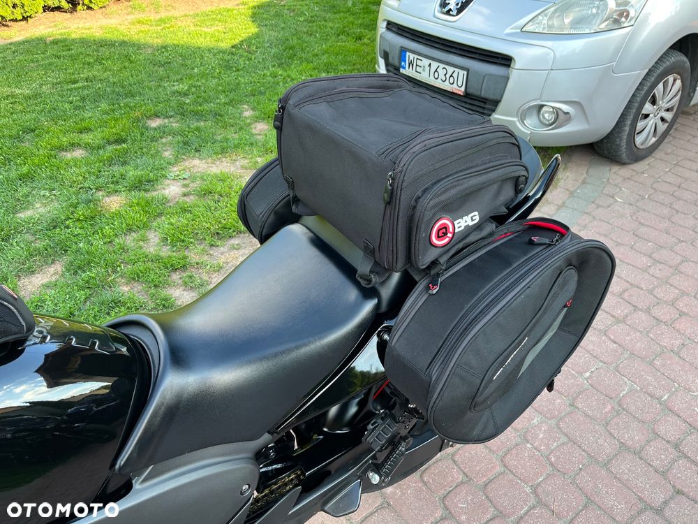 Honda CBF - 32