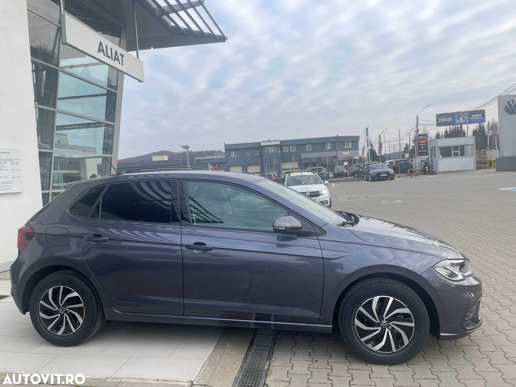 Volkswagen Polo 1.0 TSI Life - 3