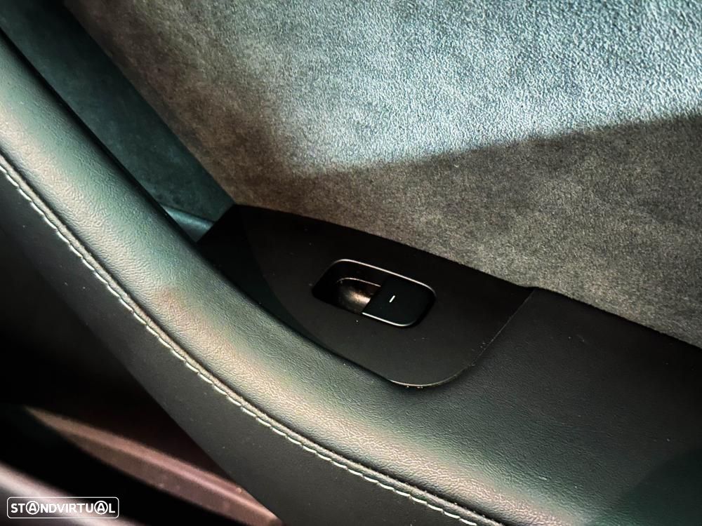 Tesla Model 3 Performance Dual Motor AWD - 30