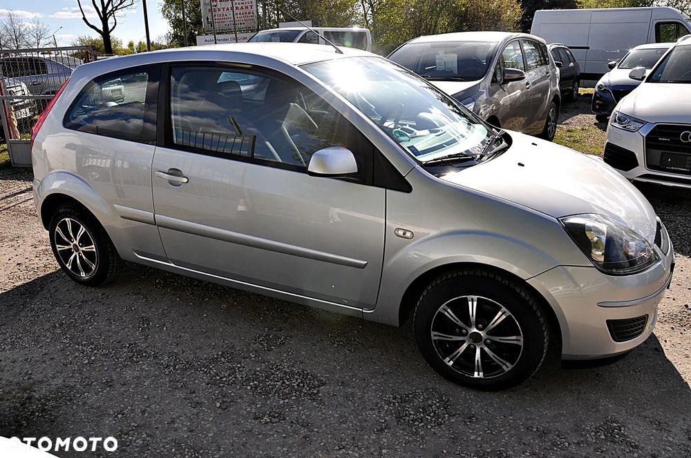Ford Fiesta 1.3 Style - 8