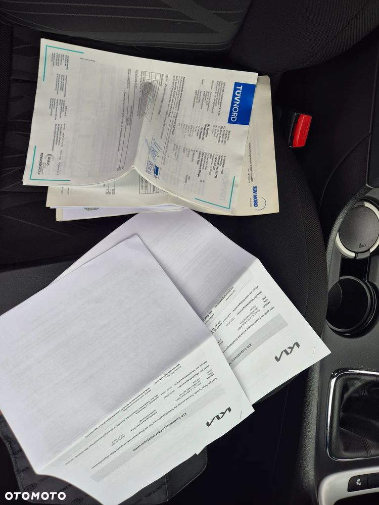 Kia Ceed 1.4 CVVT Fifa World Cup Edition - 29