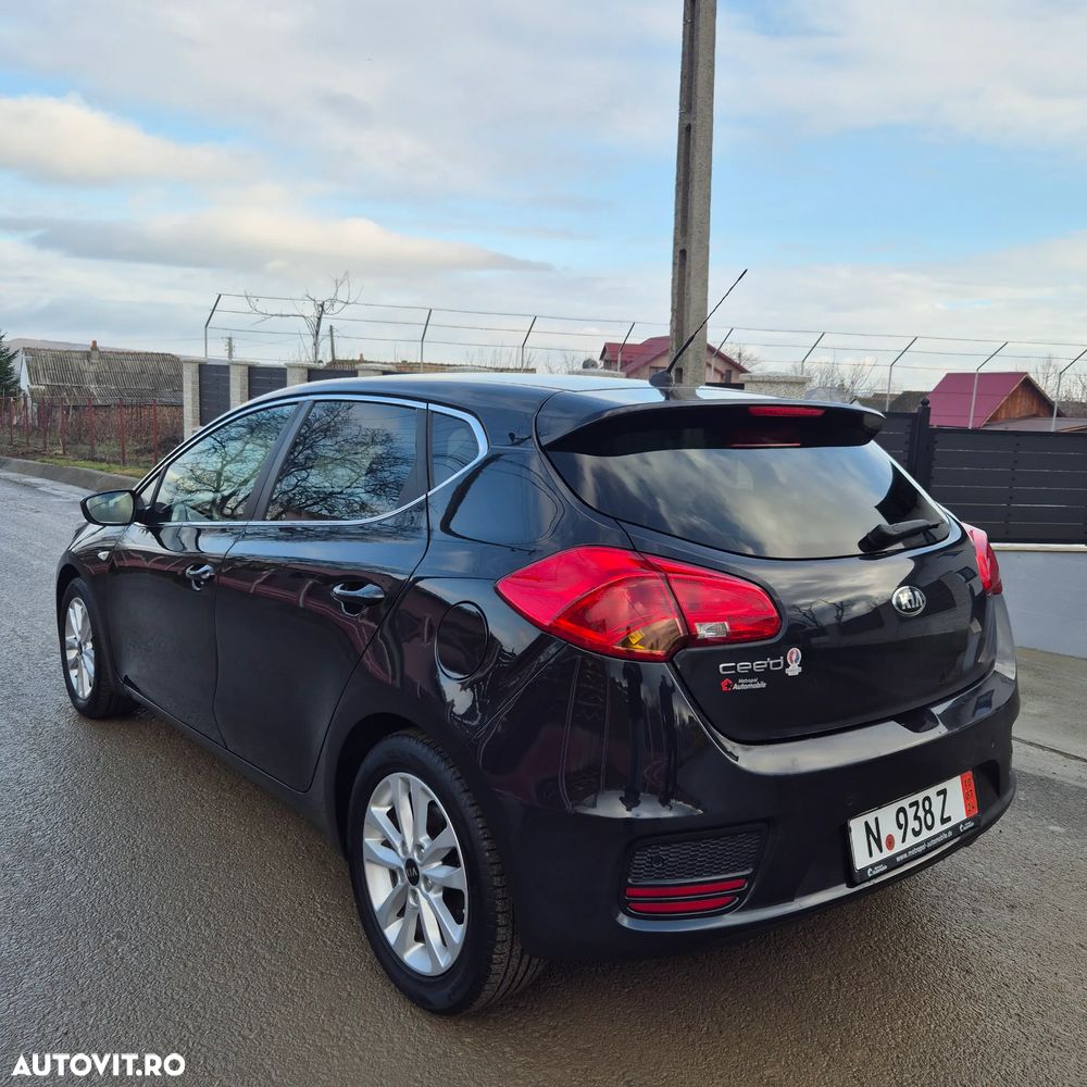 Kia Ceed 1.4 CVVT Dream Team Edition - 5