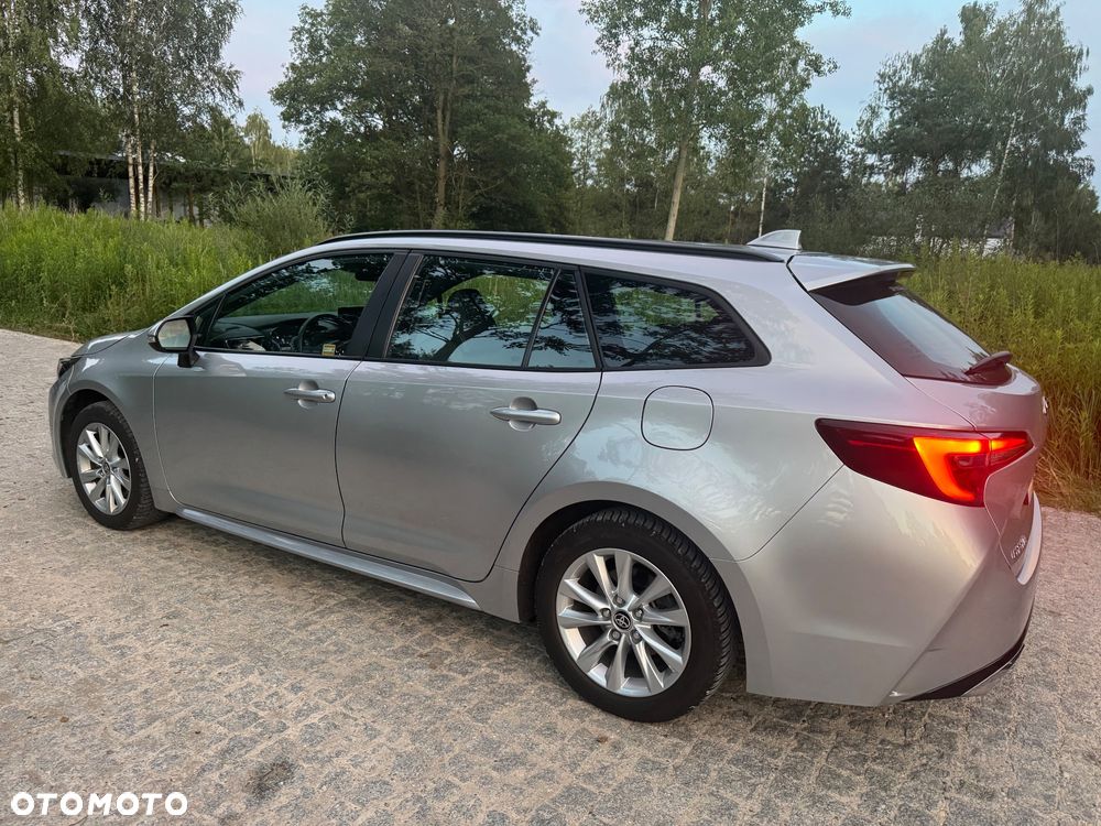 Toyota Corolla 1.8 Hybrid Comfort - 40