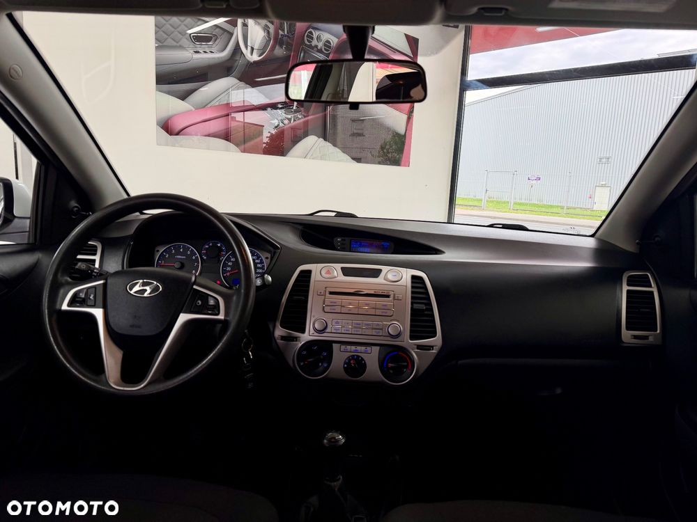Hyundai i20 1.2 Classic + - 19