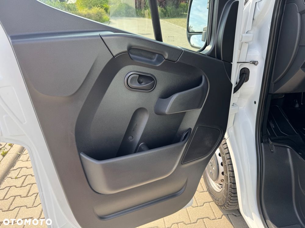 Renault Master - 19