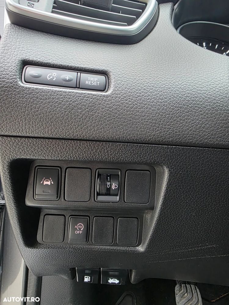 Nissan Qashqai 1.5D 114CP 2WD N-Connecta - 11