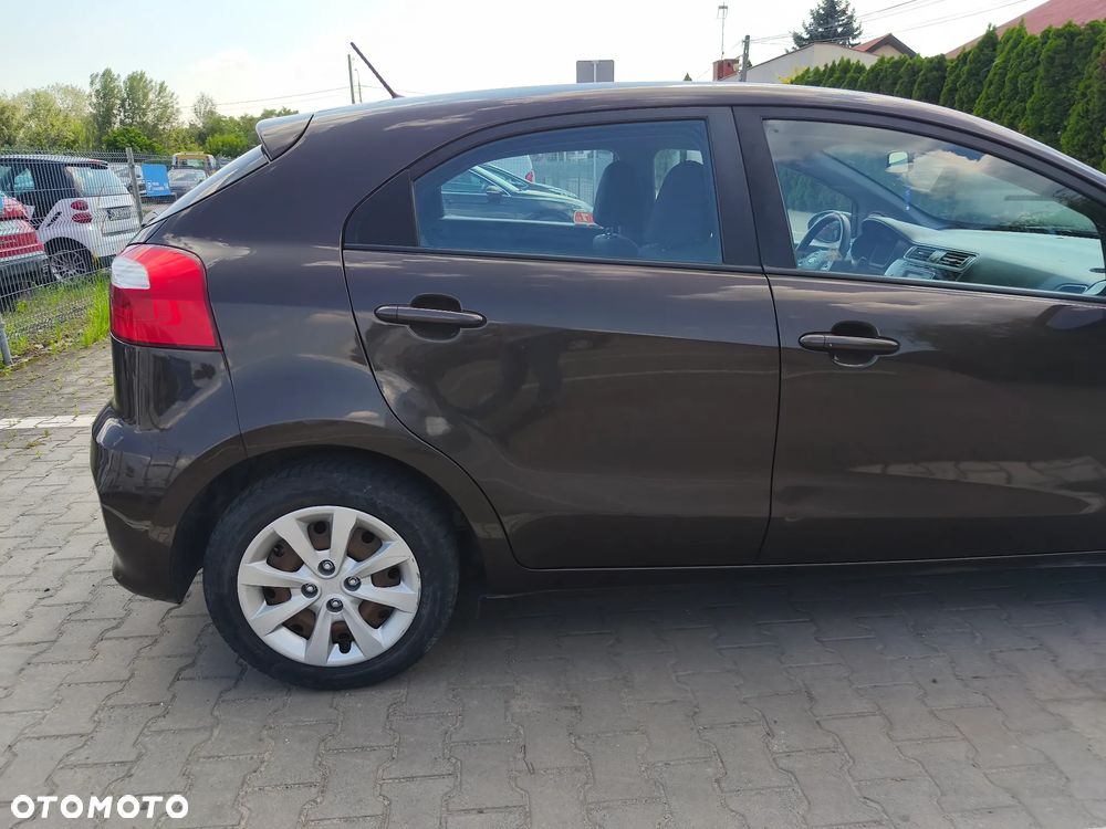 Kia Rio 1.2 M - 5