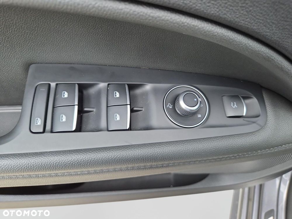 Alfa Romeo Stelvio - 14
