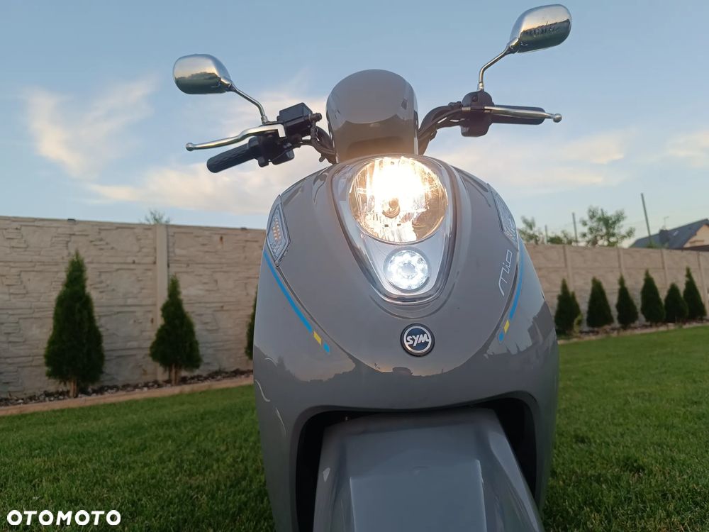SYM MIO - 10
