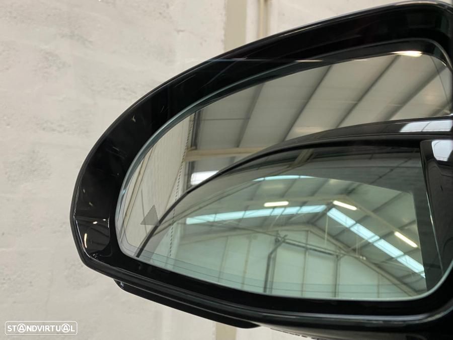 Mercedes-Benz E 300 e AMG Line - 17