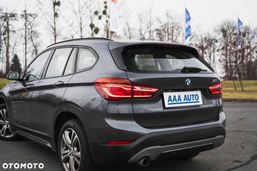 BMW X1 - 16