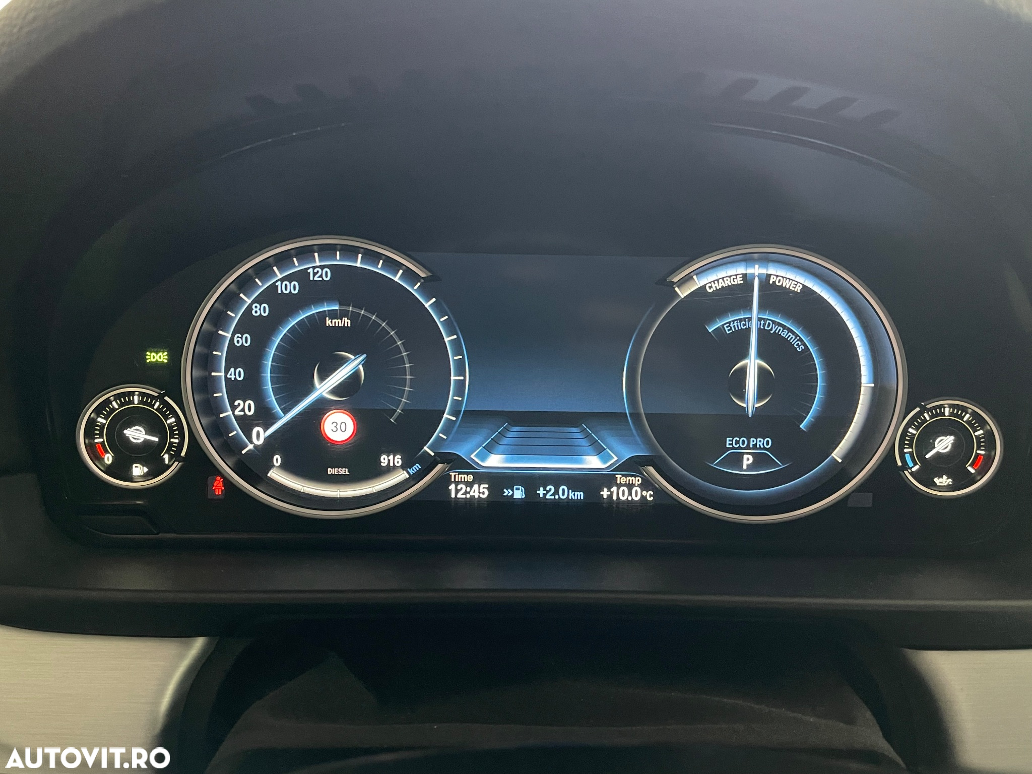 BMW Seria 5 520d xDrive Touring Aut. - 9