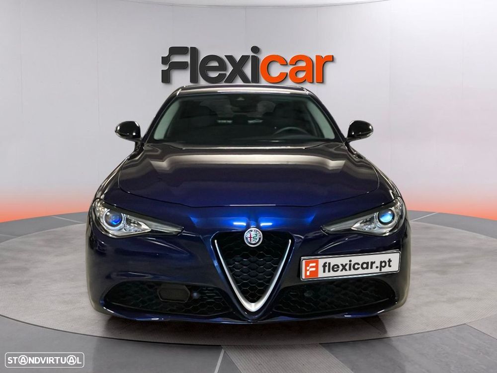 Alfa Romeo Giulia - 7