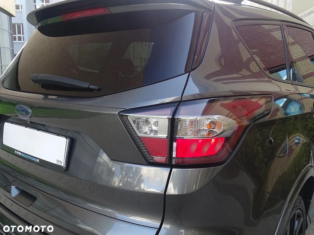 Ford Kuga 2.0 TDCi AWD ST-Line Black - 24